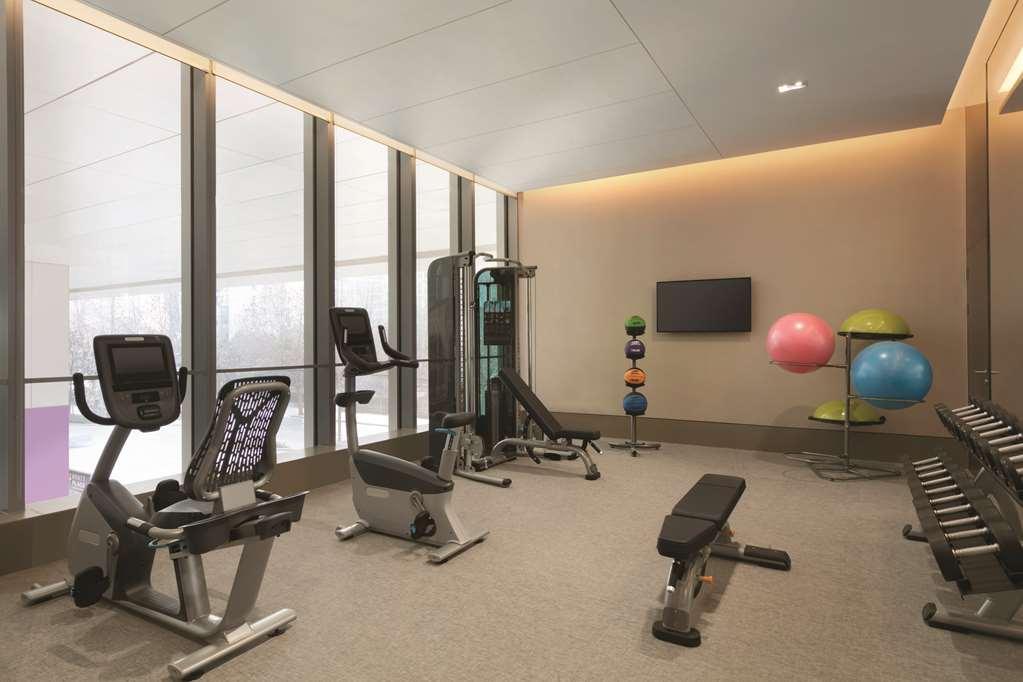 Hyatt Place Tianshan Plaza *