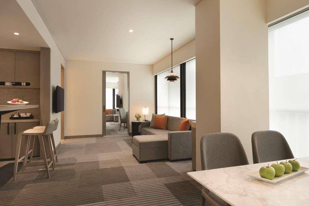 Hyatt Place Tianshan Plaza Hotel *
