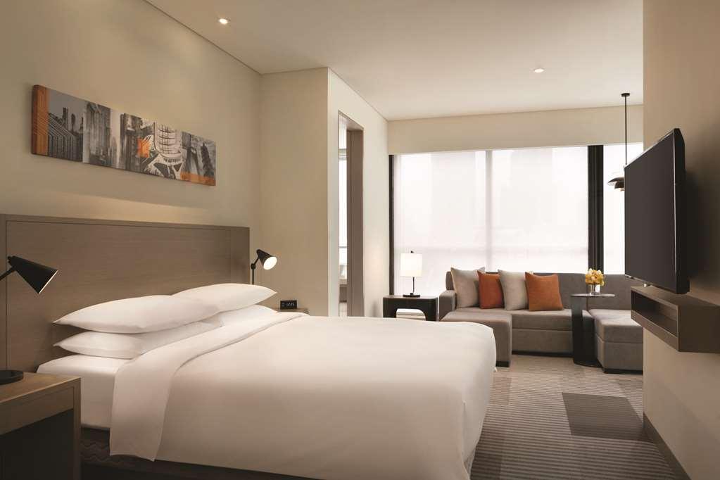 Hyatt Place Tianshan Plaza Shanghai